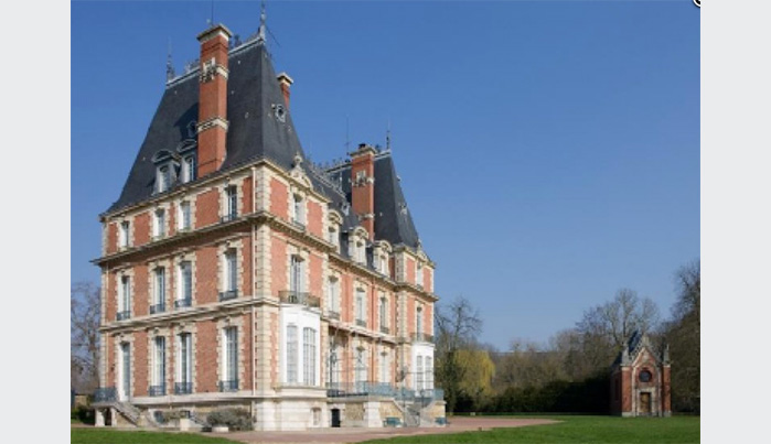 chateau-de-la-fontaine-aux-cossons